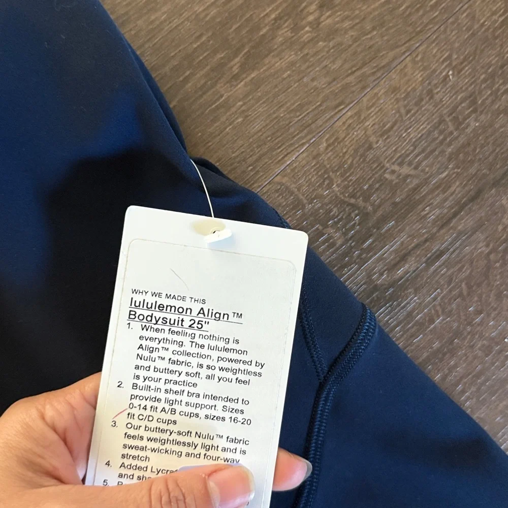 NEW $148 Lululemon align bodysuit s 4 25” - Picture 5 of 6